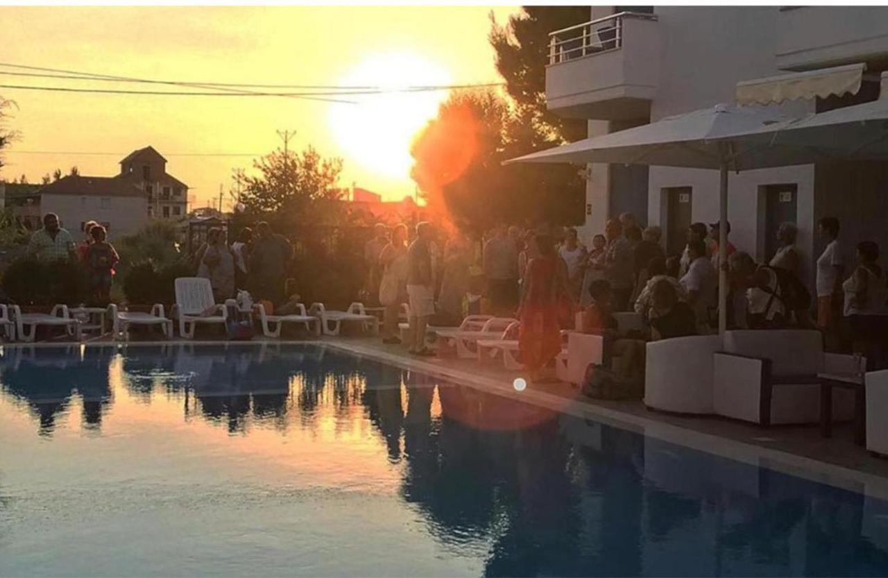 Hotel Athina Velipojë Exteriör bild