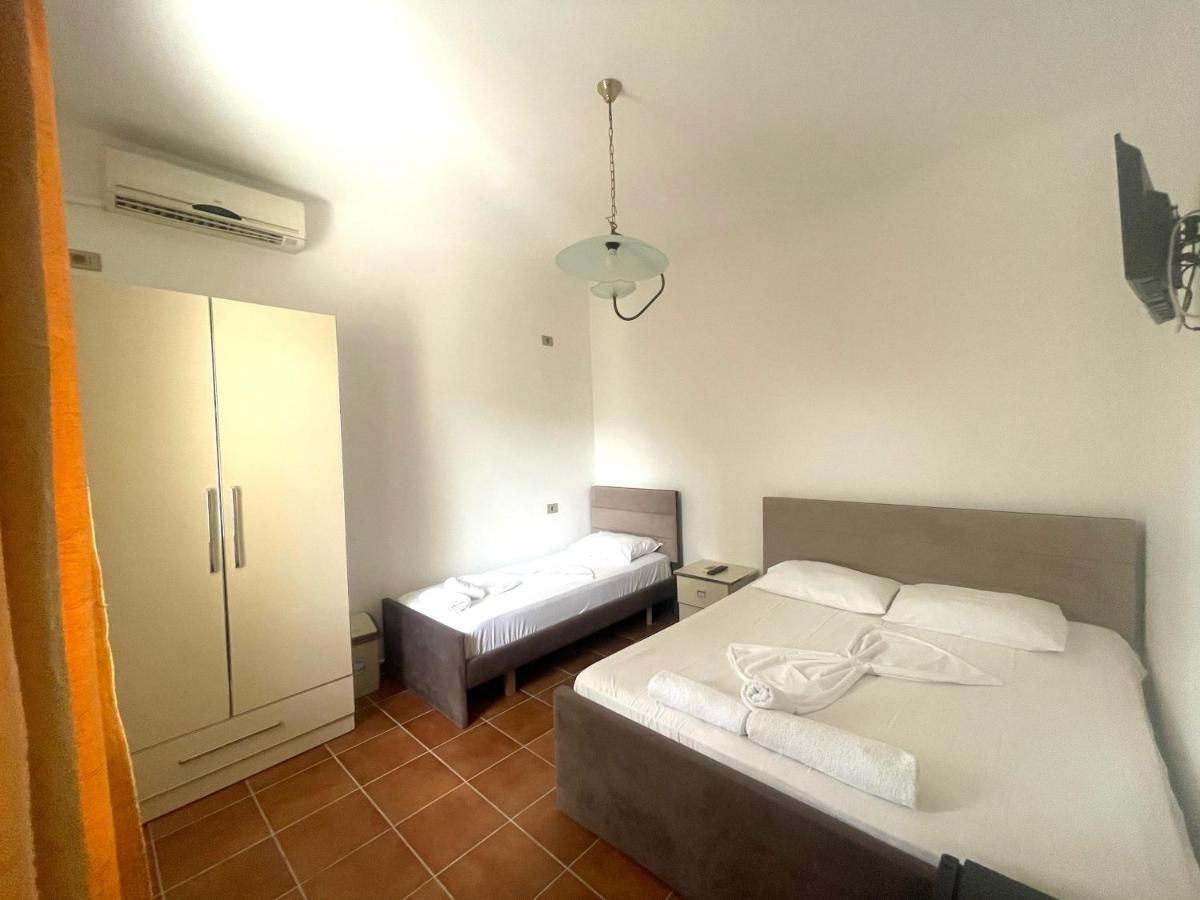 Hotel Athina Velipojë Exteriör bild
