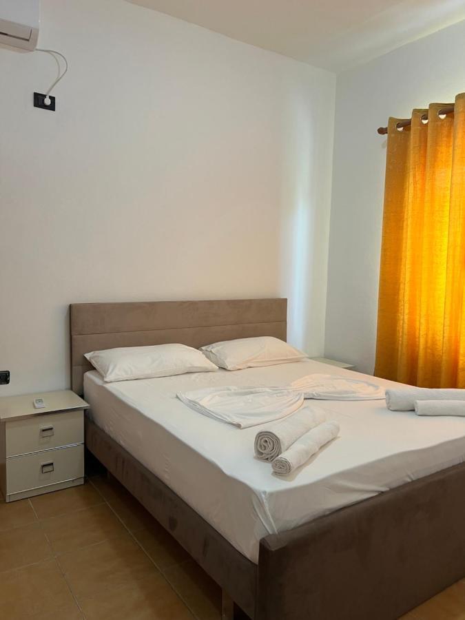 Hotel Athina Velipojë Exteriör bild