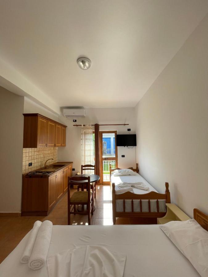 Hotel Athina Velipojë Exteriör bild