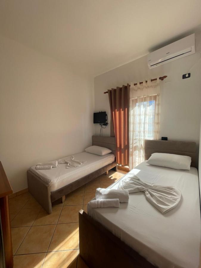 Hotel Athina Velipojë Exteriör bild