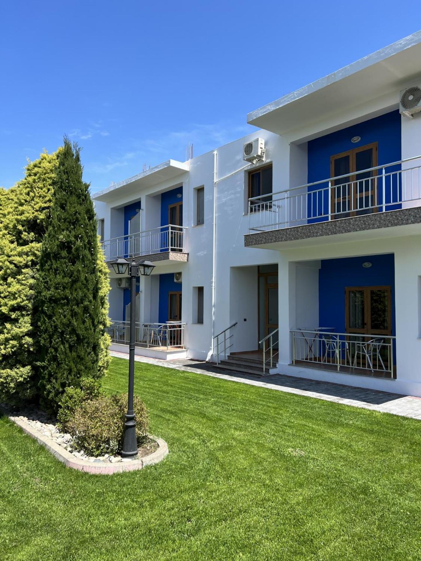 Hotel Athina Velipojë Exteriör bild